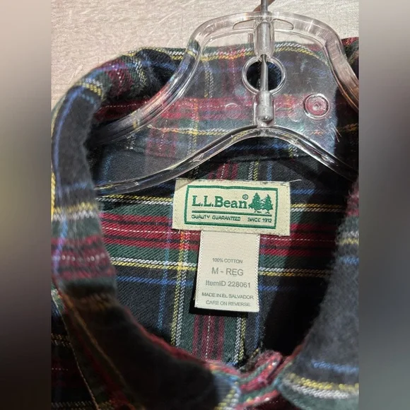 L.L.Bean Scotch Plaid Flannel Shirt Size M-Reg - Picture 3 of 7